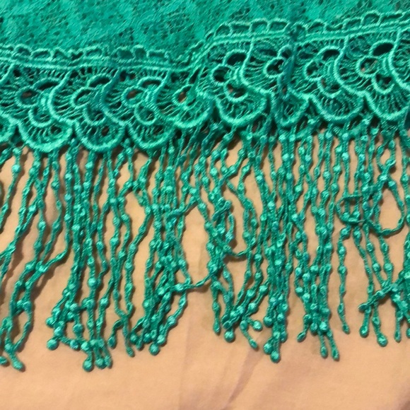 Crop Top - Picture 3 of 5